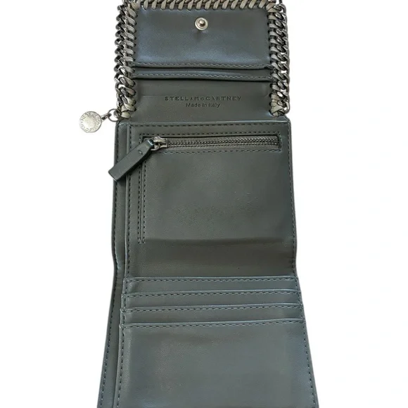 Stella McCartney Falabella small flap wallet in grey faux leather - Picture 3 of 8